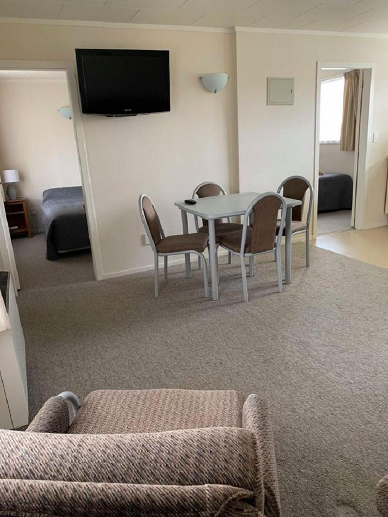 Waiouru Welcome Inn Экстерьер фото