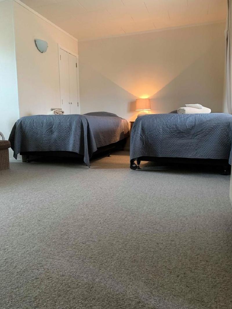 Waiouru Welcome Inn Экстерьер фото